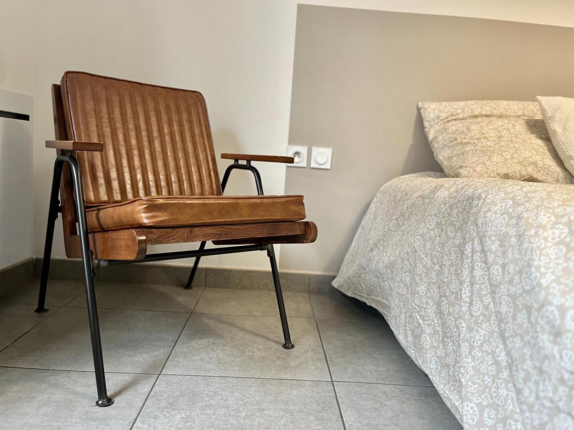 Suite Danbury Lyon Exterior foto